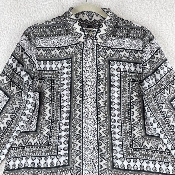 Chico's White Geometric Print Button-Up Shirt Womens Long Sleeve Size Medium - Picture 2 of 16